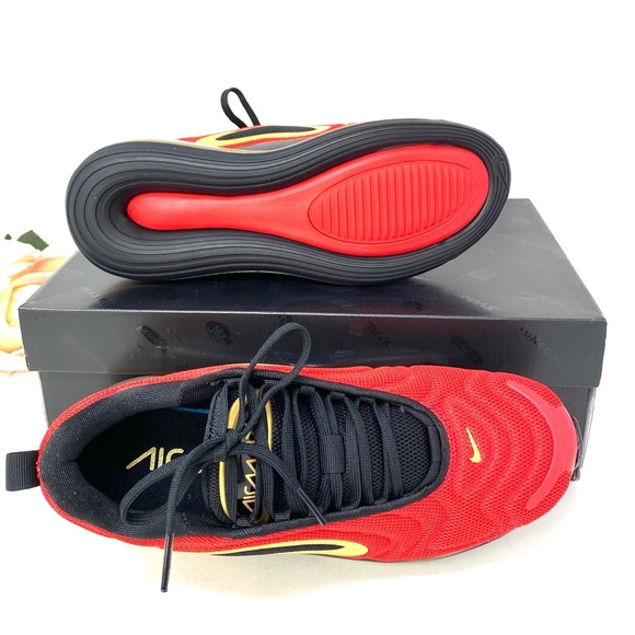 Nike Air Max 720 University Red W AUTHENTIC - Picture 3 of 8
